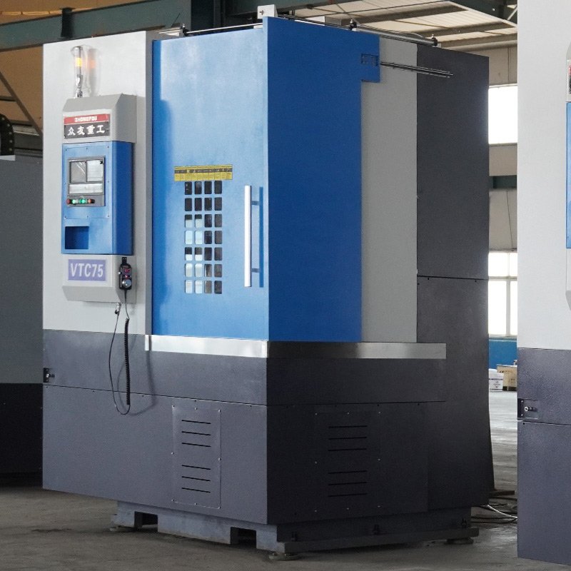 Composite large CNC lathe high precision heavy cutting